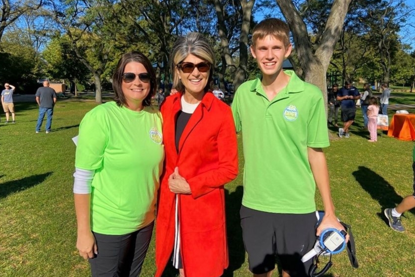 Runner Returns to his Roots (Daily Hearld)